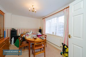 Dining Room- click for photo gallery